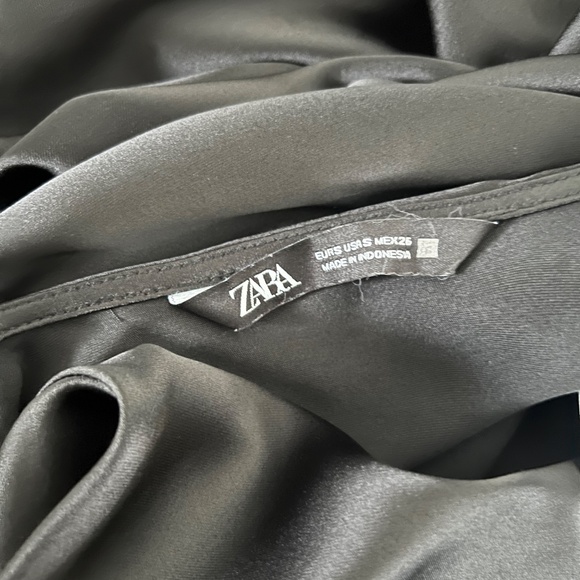 ZaraBlack Button-Detail Dress - Picture 7 of 7